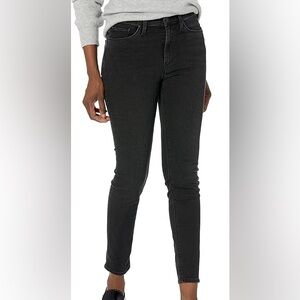 Hudson Barbara Super Skinny Jean in Charcoal Grey